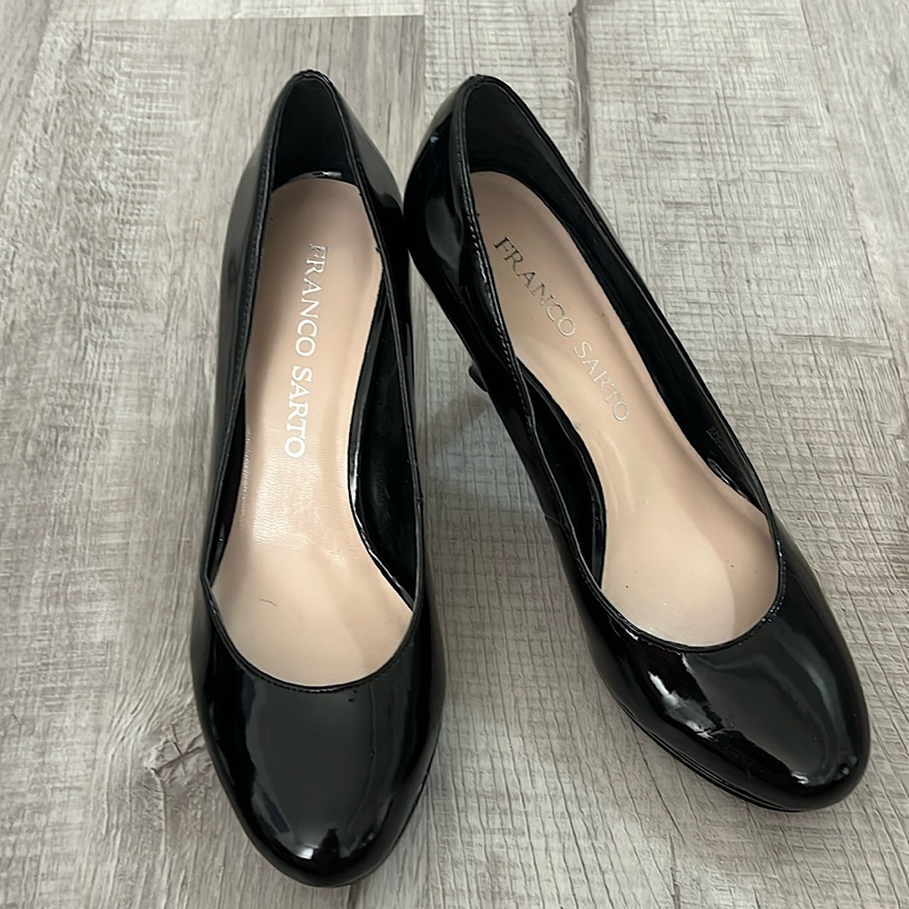 Franco Sarto Black Heels sz 6
